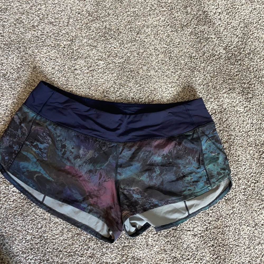 Lulu Lemon Speed Up Shorts (Size 10)